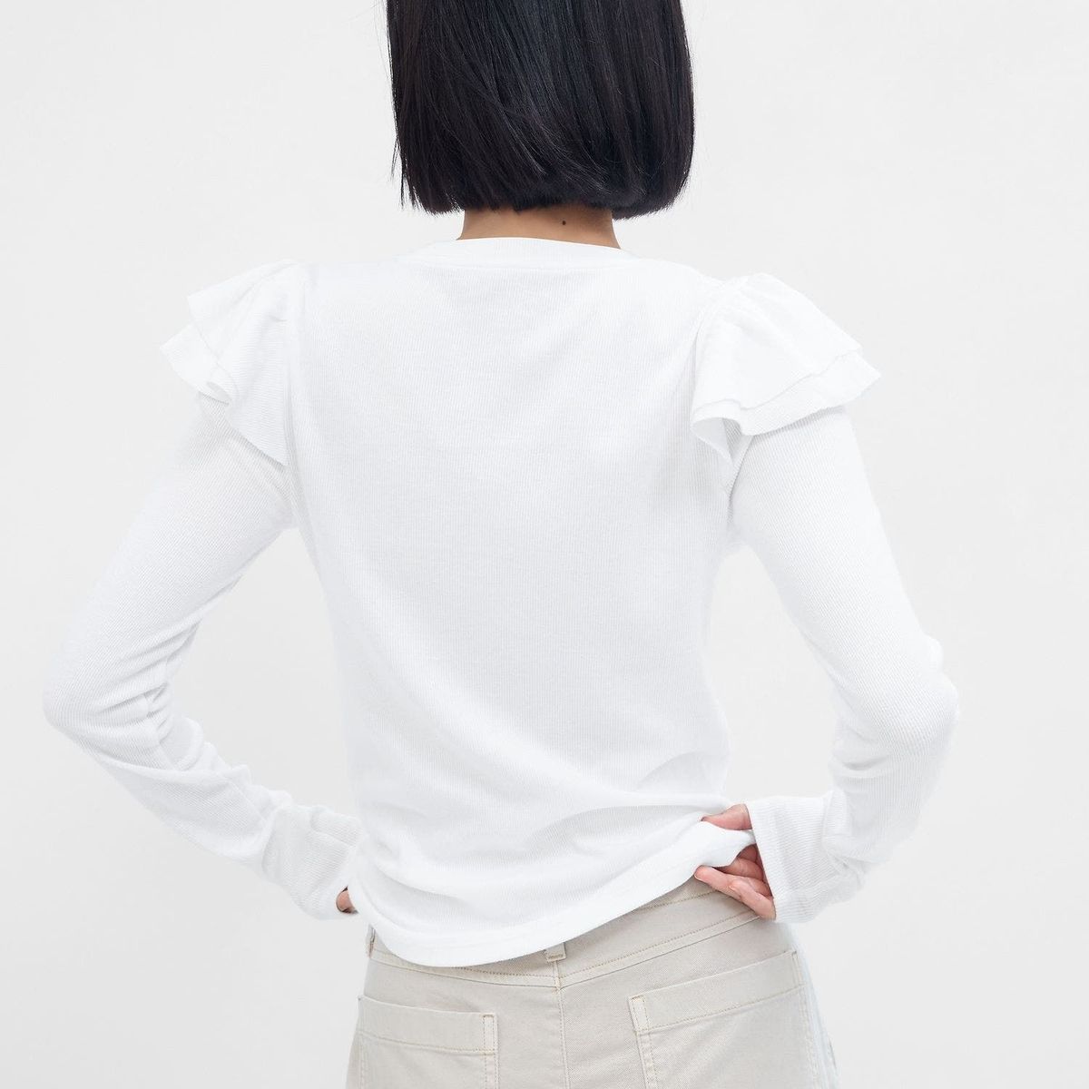 GAP - Polera Mujer Vuelos Tejido Acanalado Blanca GAP