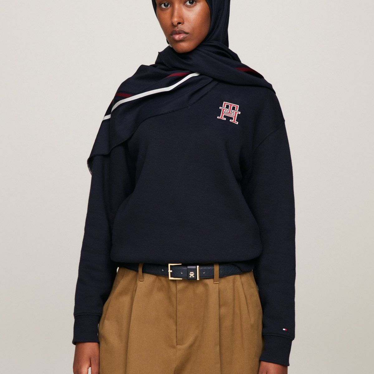 TOMMY HILFIGER - Polerón Modern Regular Fit Azul Tommy Hilfiger