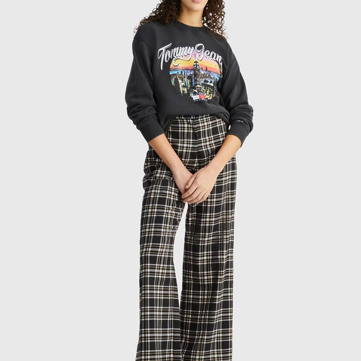 TOMMY HILFIGER - Polerón Vintage City Logo Negro Tommy Hilfiger