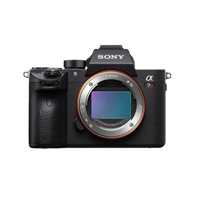 Sony Alpha 7R Iii Con Sensor De Imagen Full-Frame 7Rm3A