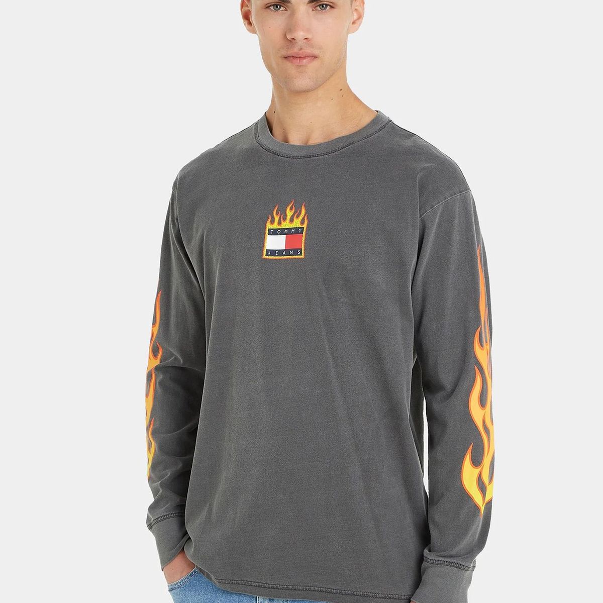 TOMMY HILFIGER - Polera Burning Logo Gris Tommy Hilfiger