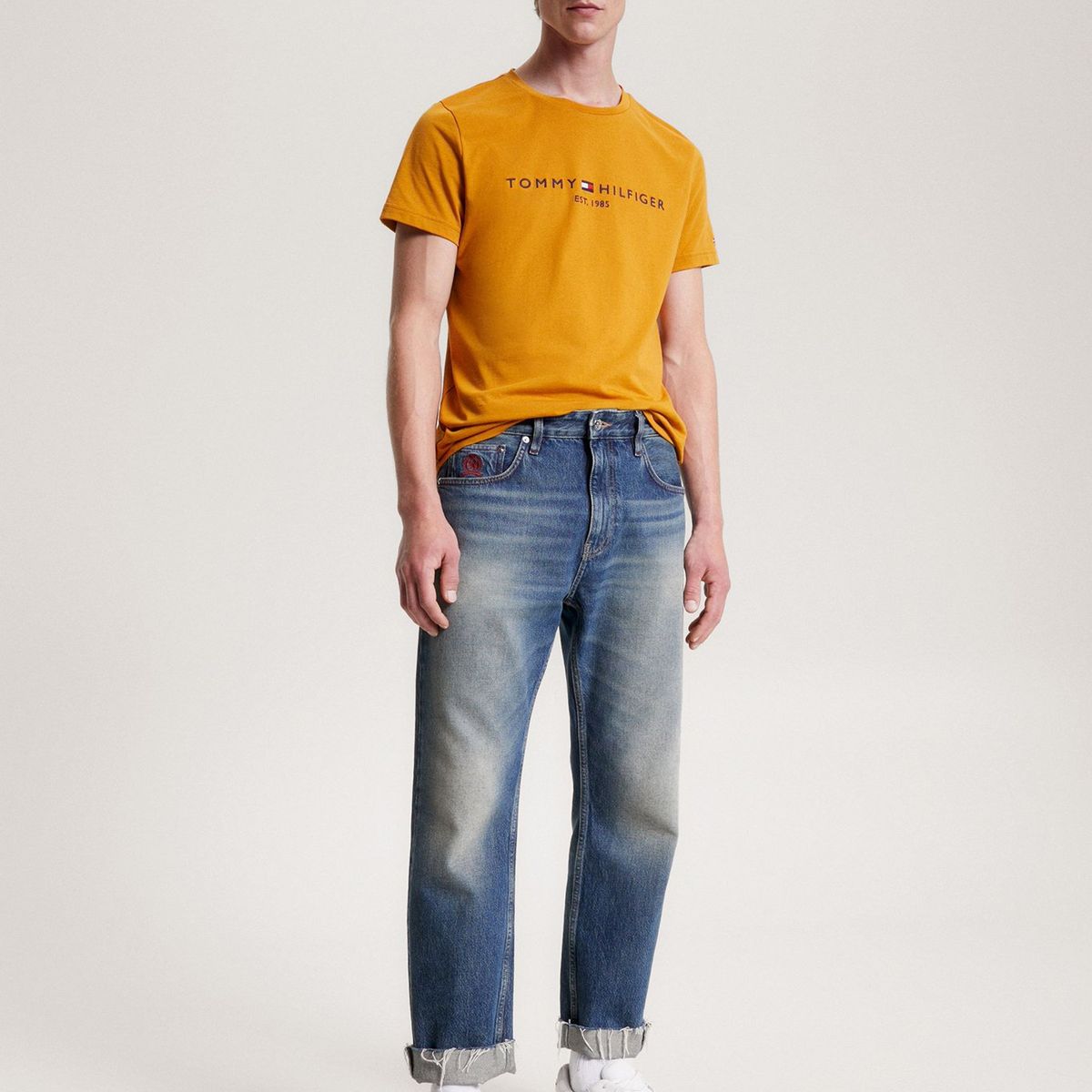 TOMMY HILFIGER - Polera Organic Cotton Con Logo Slim Fit Amarillo Tommy Hilfiger