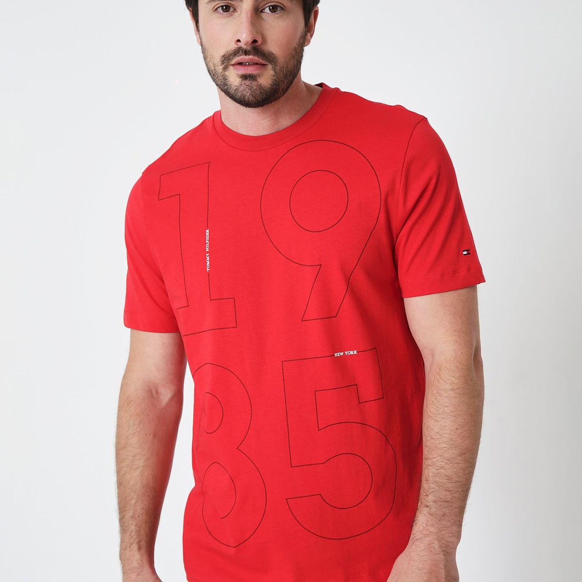 TOMMY HILFIGER - Polera Modern Graphic Logo Rojo Tommy Hilfiger