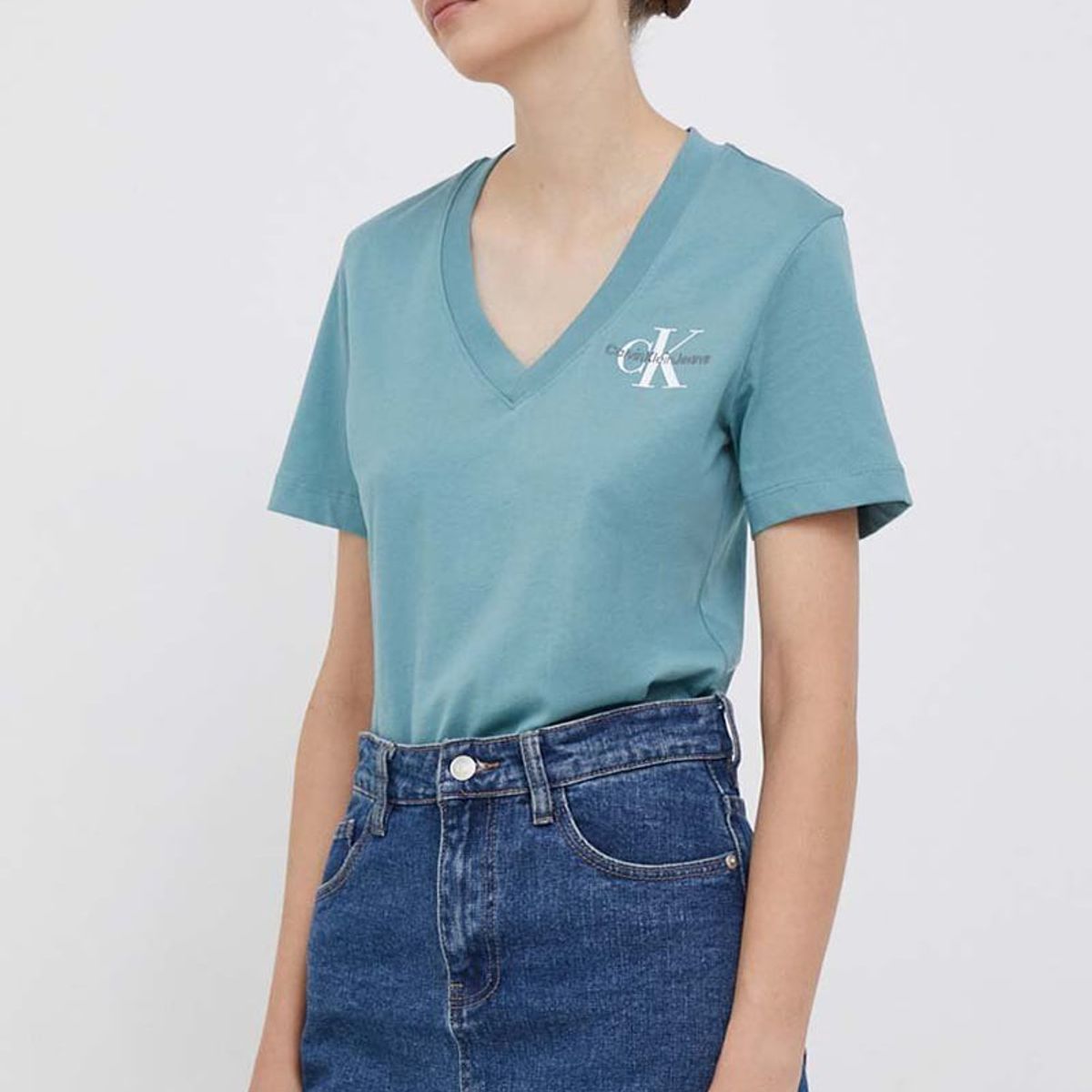 CALVIN KLEIN - Polera Monologo Slim V-Neck Verde Calvin Klein