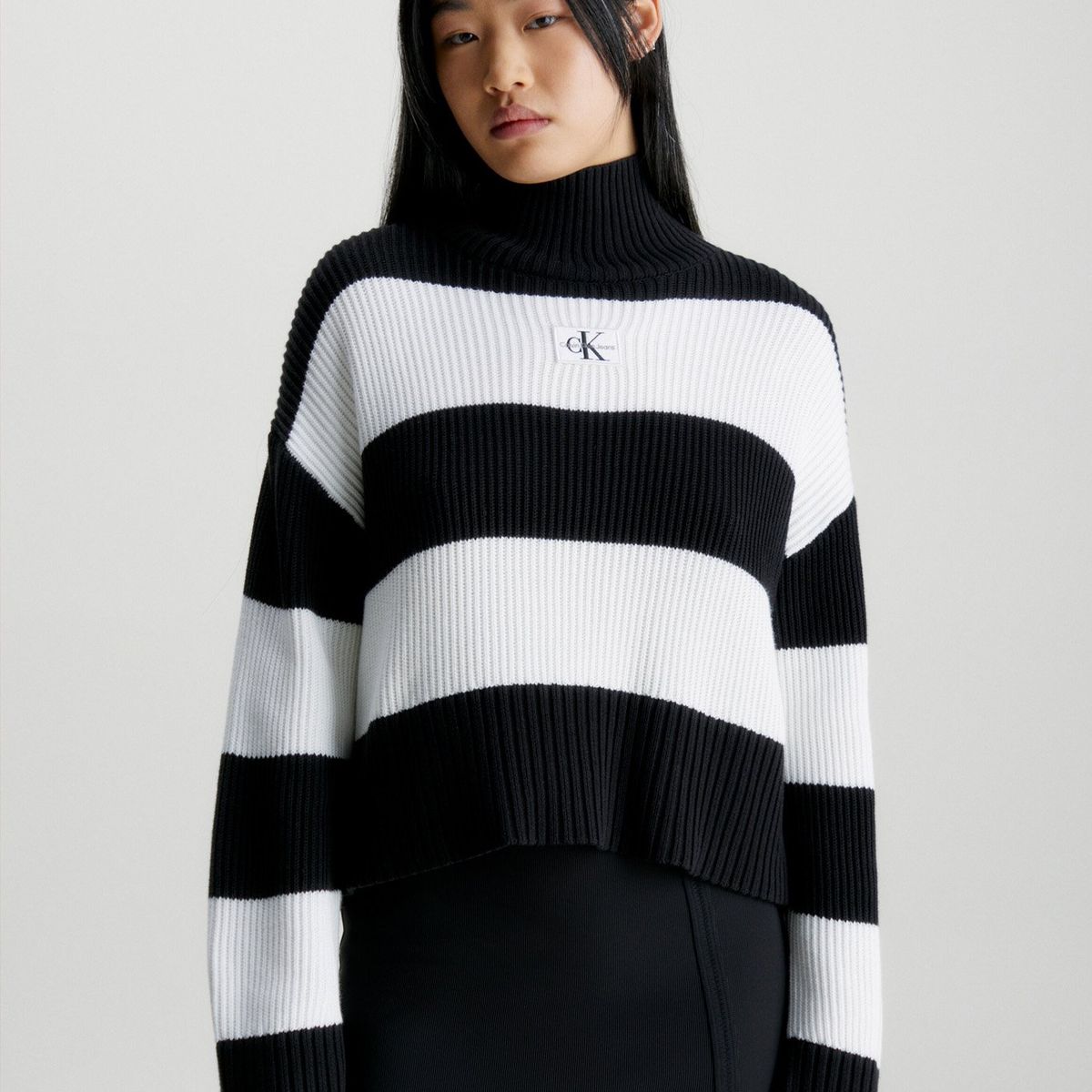 CALVIN KLEIN - Sweater Label Chunky Negro Calvin Klein