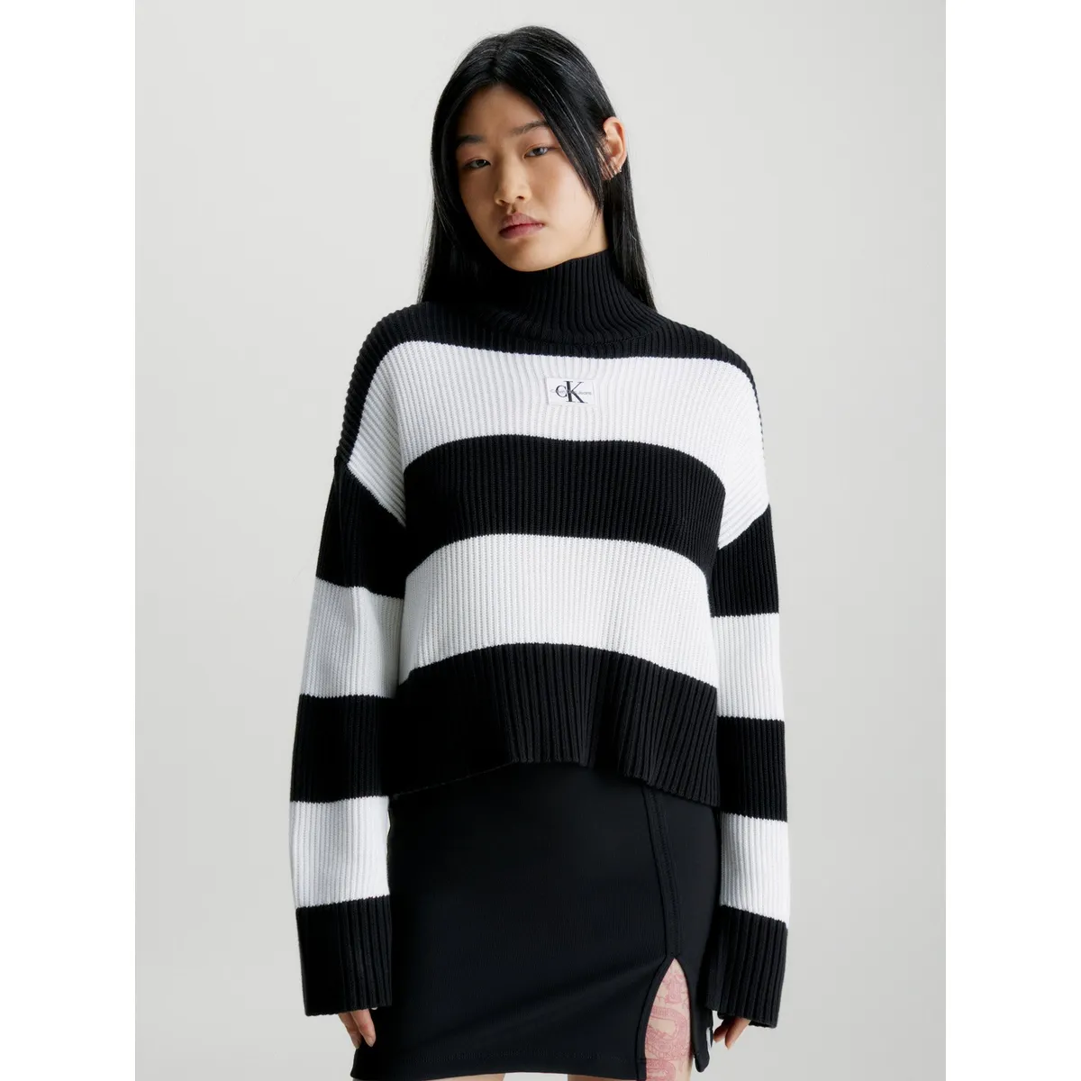 CALVIN KLEIN - Sweater Label Chunky Negro Calvin Klein