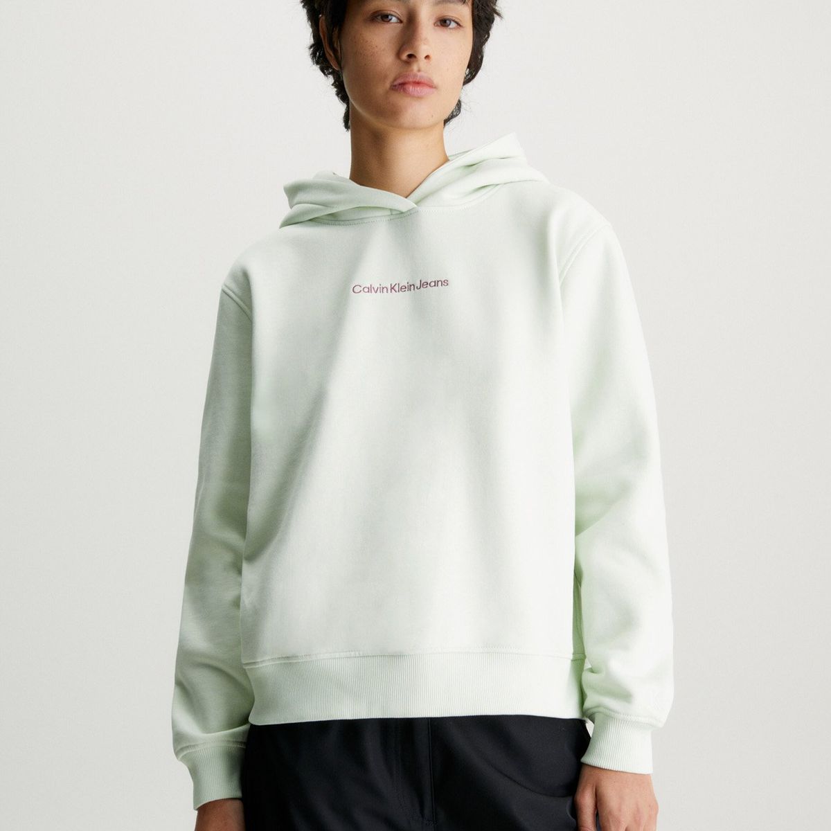 CALVIN KLEIN - Polerón con Gorro Institutional Regular Verde Calvin Klein