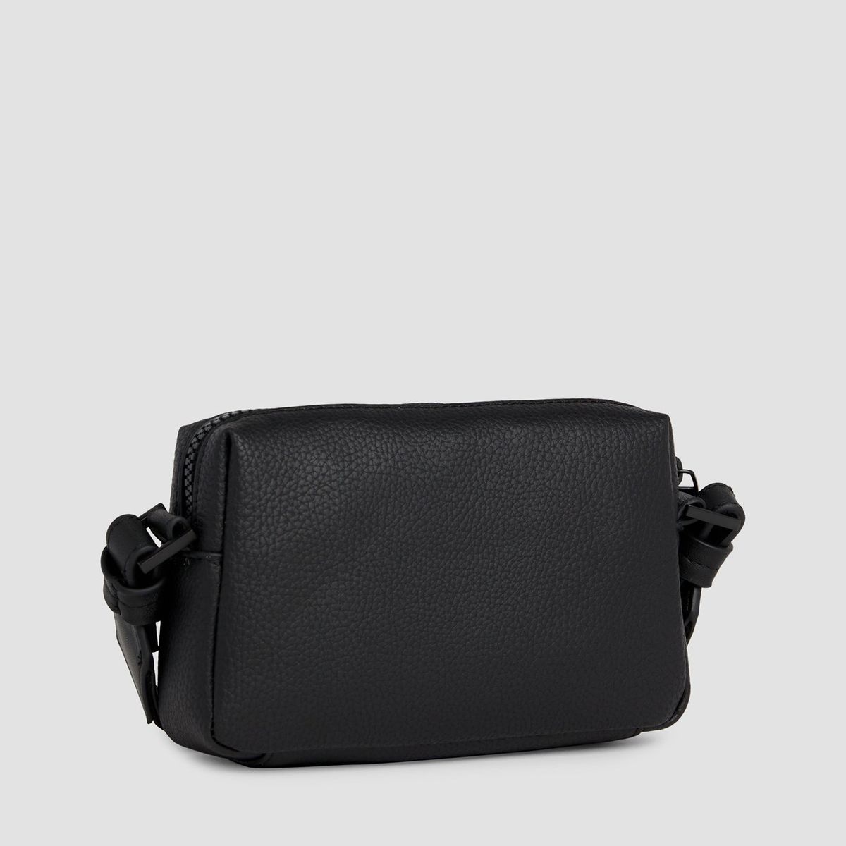 CALVIN KLEIN - Bandolera CK Must Negro Calvin Klein