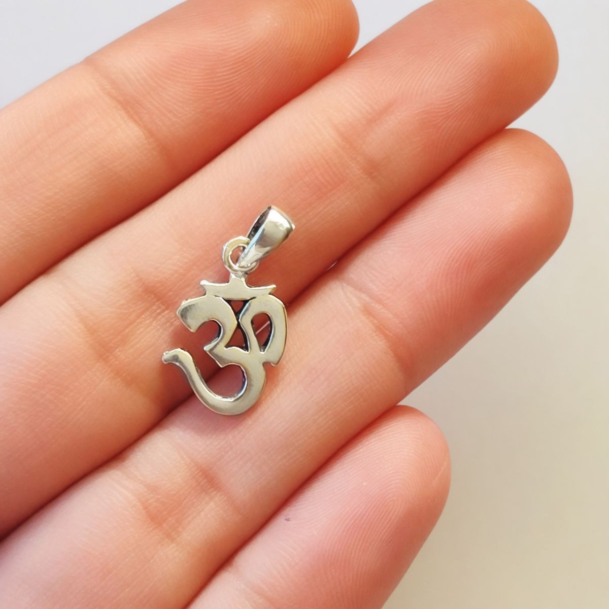 COGGIOLA - Colgante Ohm Plata Fina 925