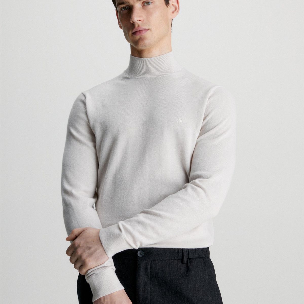CALVIN KLEIN - Sweater Cuello Alto Merino Crema Calvin Klein ACE