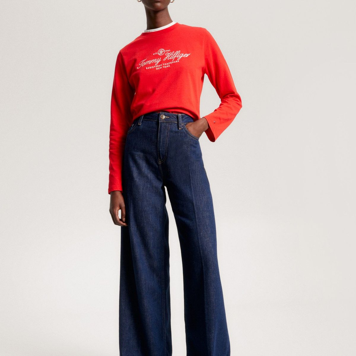 TOMMY HILFIGER - Polera Con Logo Script C-Neck Rojo Tommy Hilfiger