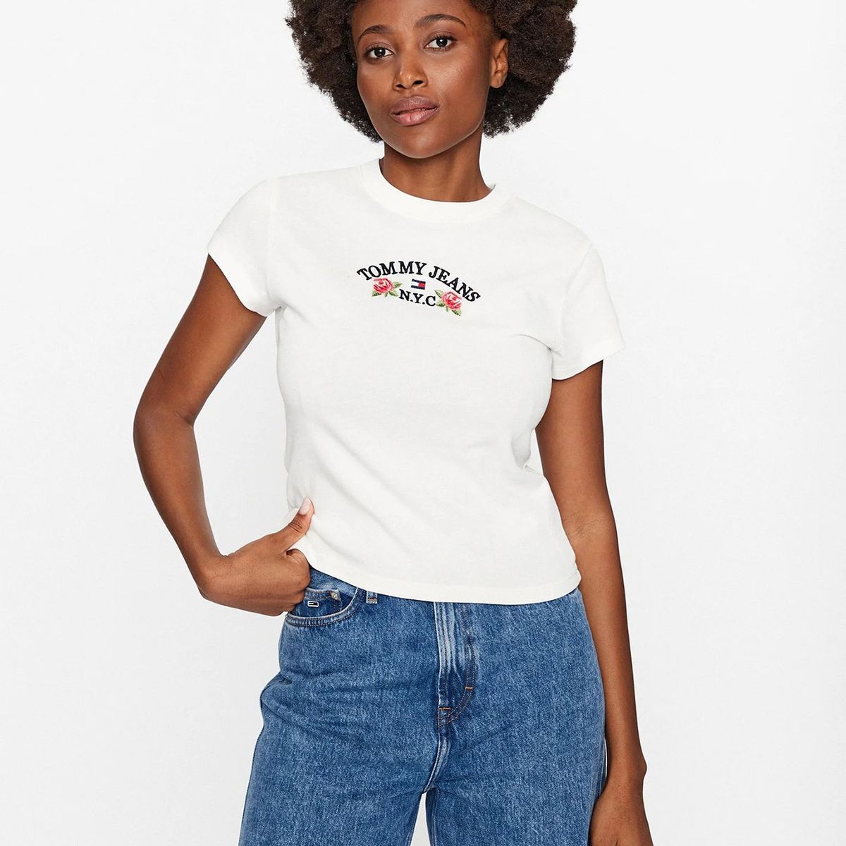 TOMMY HILFIGER - Polera Floral Flag Logo Blanco Tommy Jeans