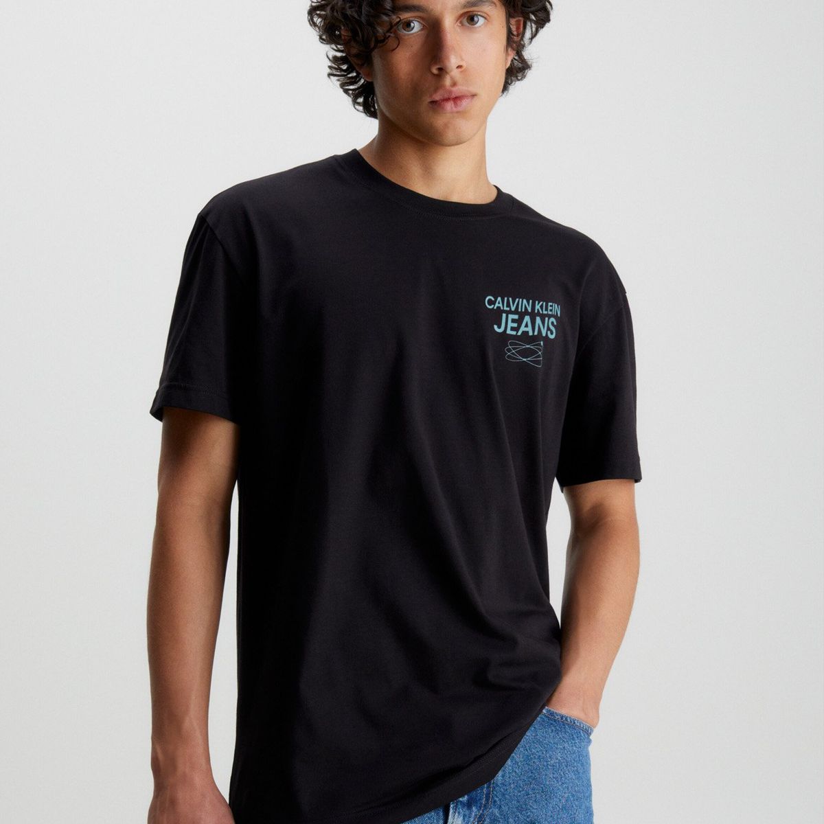 CALVIN KLEIN - Polera Future Galaxy Negro Calvin Klein