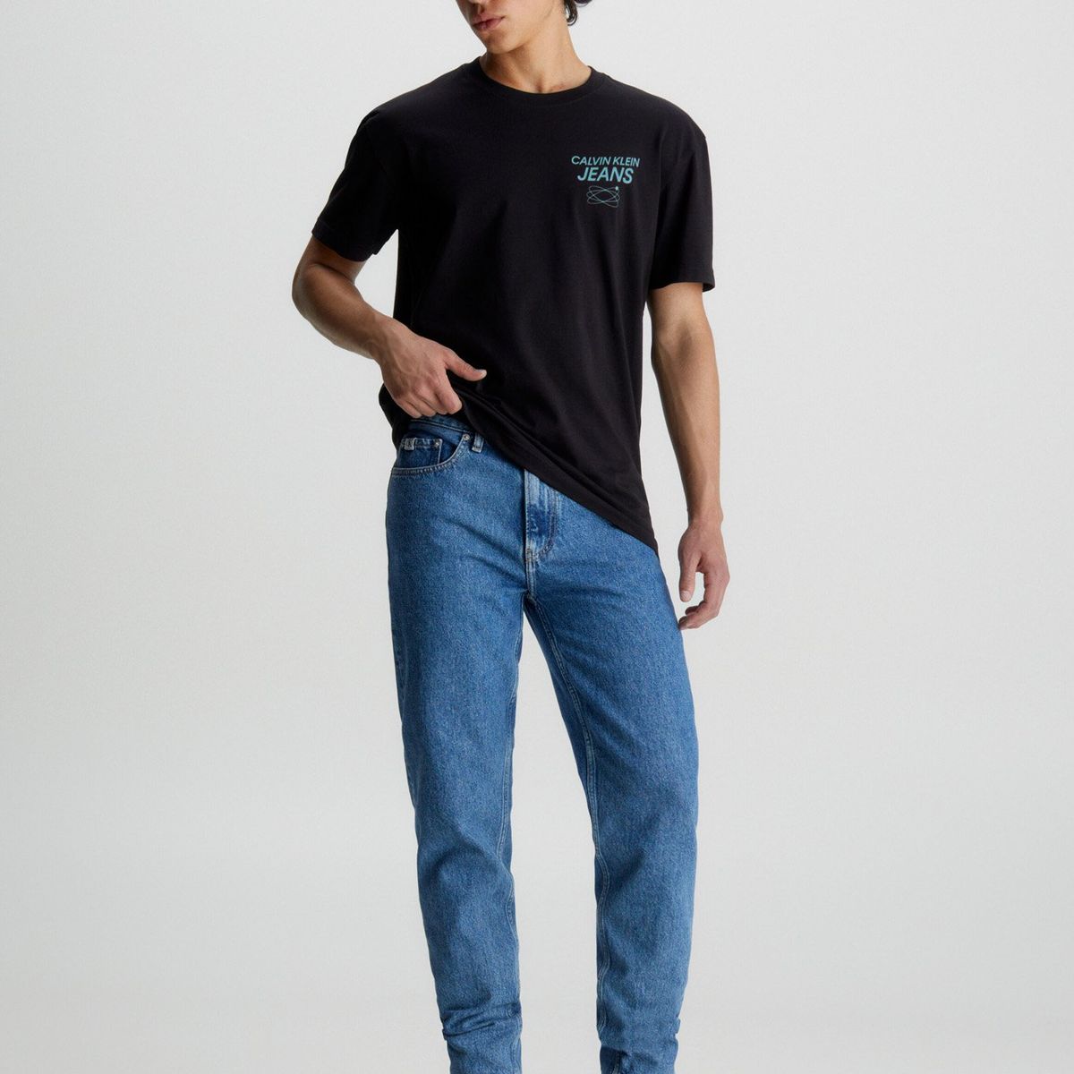 CALVIN KLEIN - Polera Future Galaxy Negro Calvin Klein