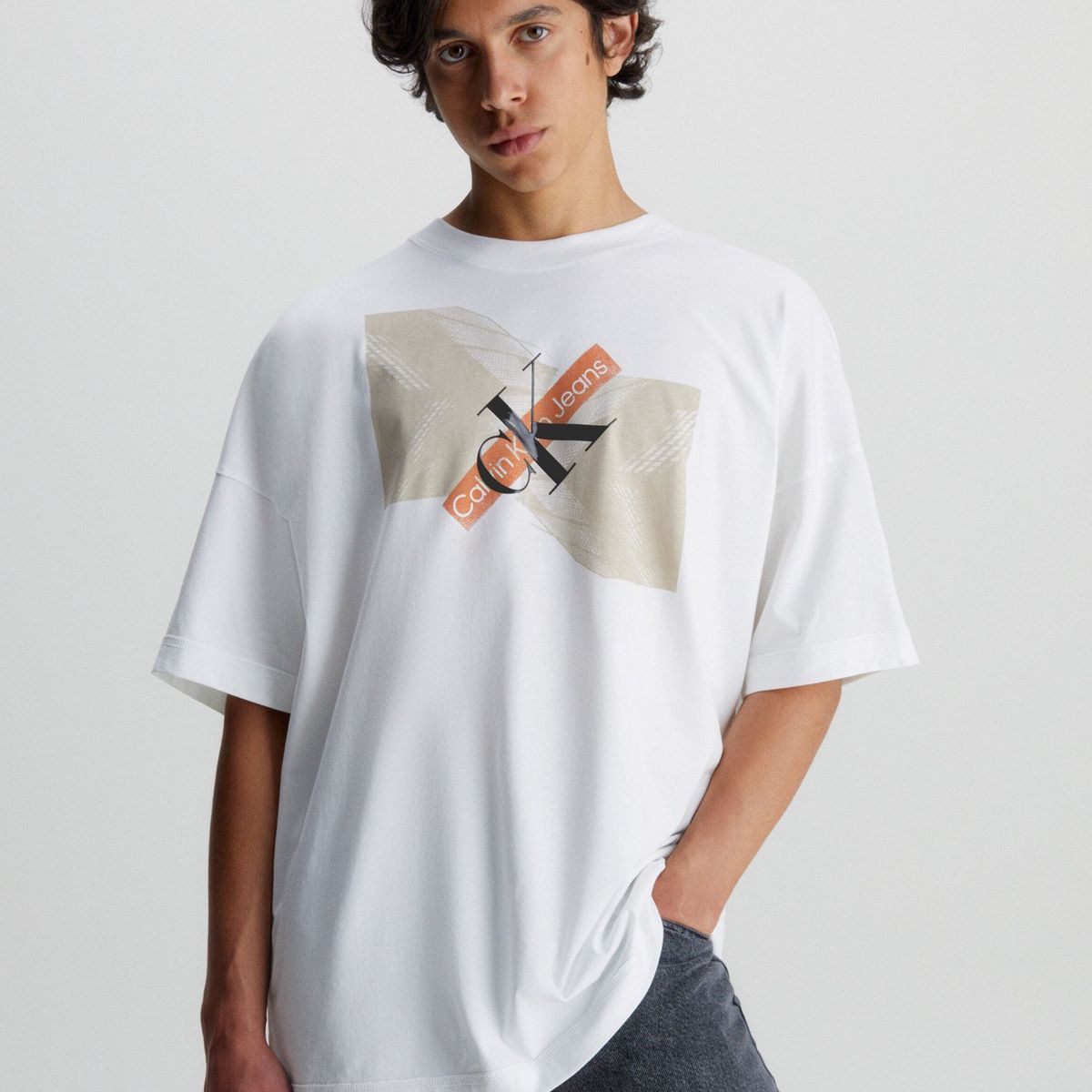 CALVIN KLEIN - Polera Skyscraper Urban Graphic Blanco Calvin Klein