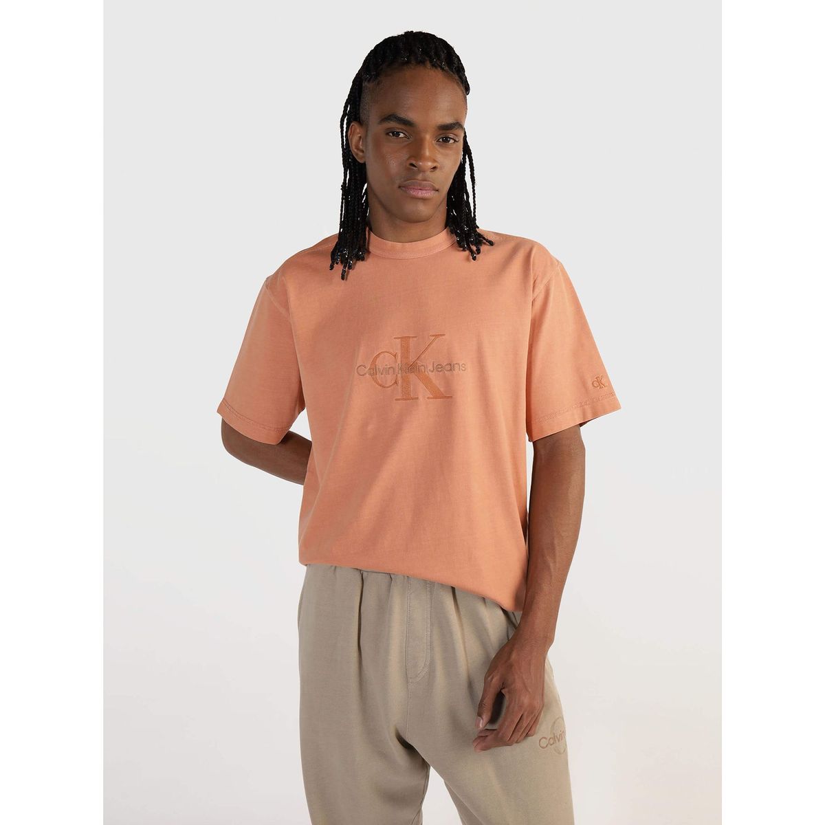 CALVIN KLEIN - Polera Mineral Dye Naranja Calvin Klein SEC