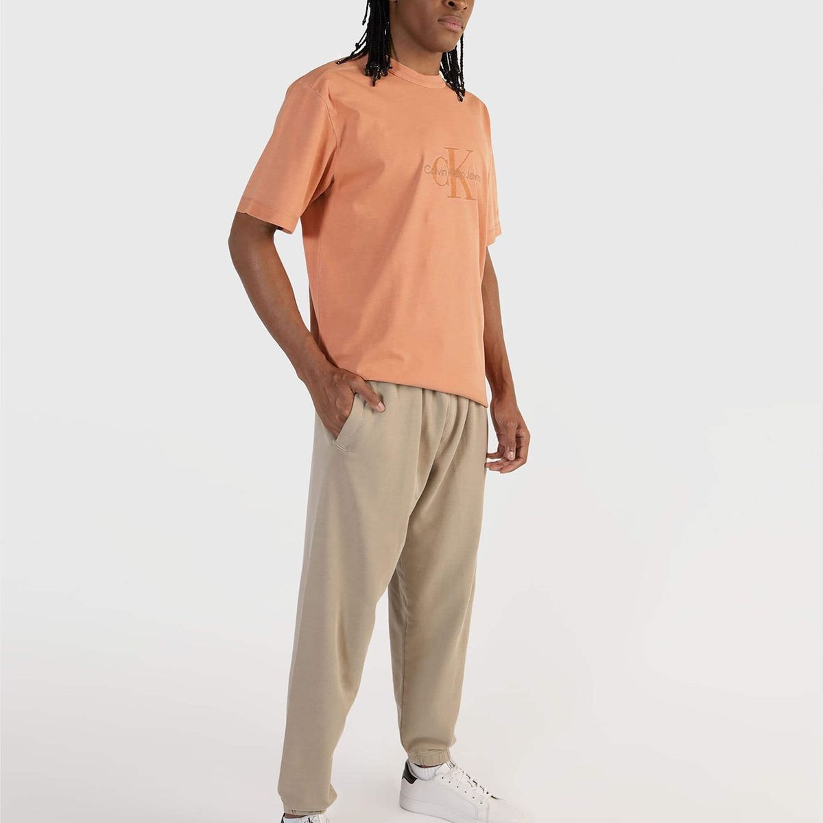 CALVIN KLEIN - Polera Mineral Dye Naranja Calvin Klein SEC