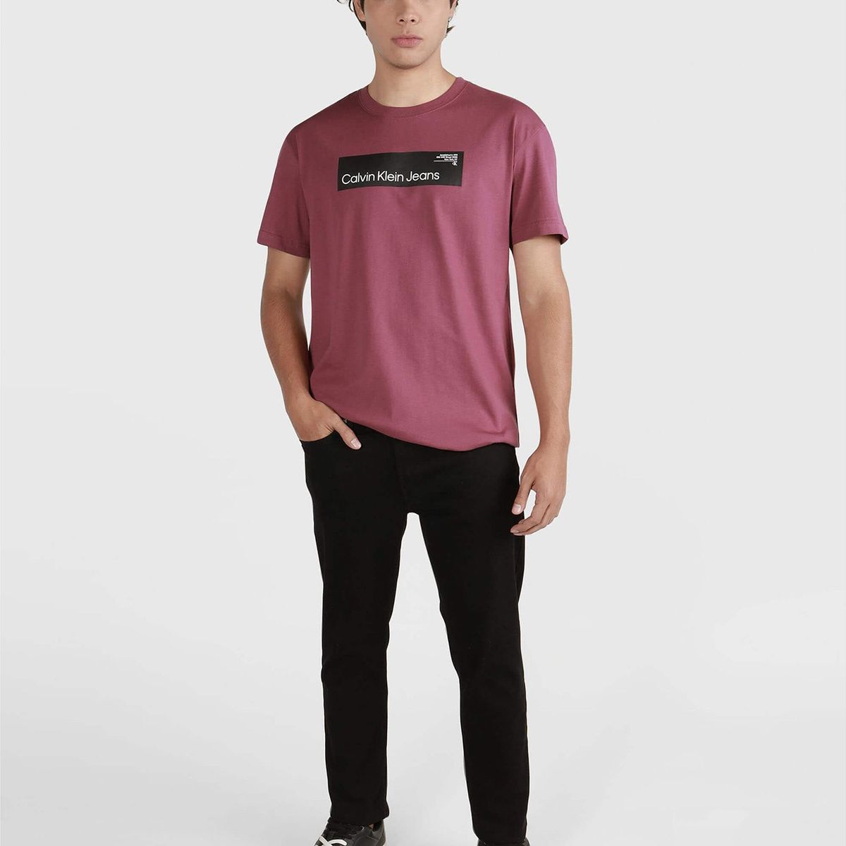 CALVIN KLEIN - Polera Hyper Real Box Logo Morado Calvin Klein