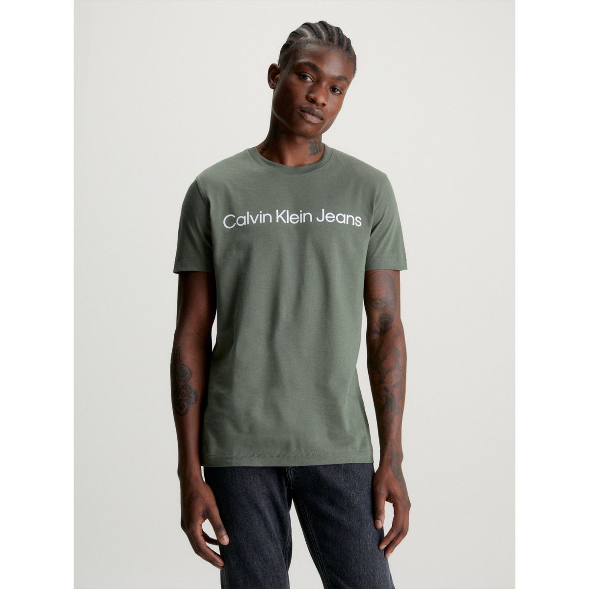 CALVIN KLEIN - Polera Institutional Logo Slim Verde Calvin Klein