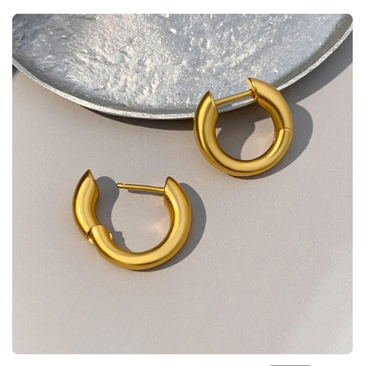 GENERICO - Aros color dorado para mujer