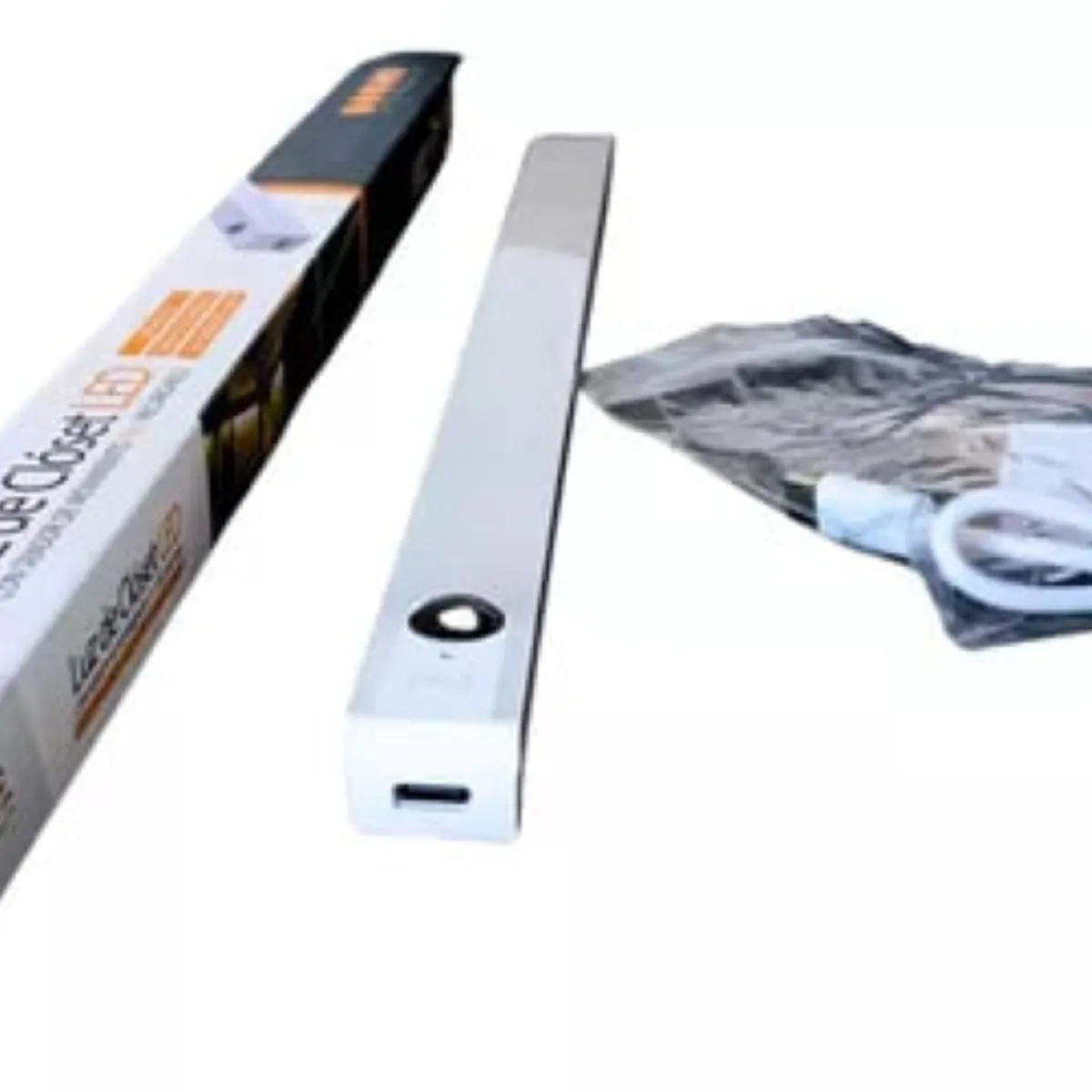 LOGIC - Luz De Closet LED Recargable Con Sensor De Movimiento D05