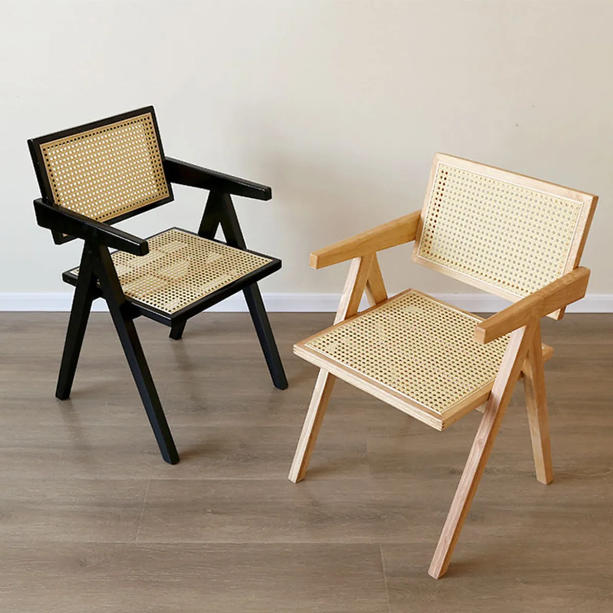 MOAD - Silla Chandigarh Negra