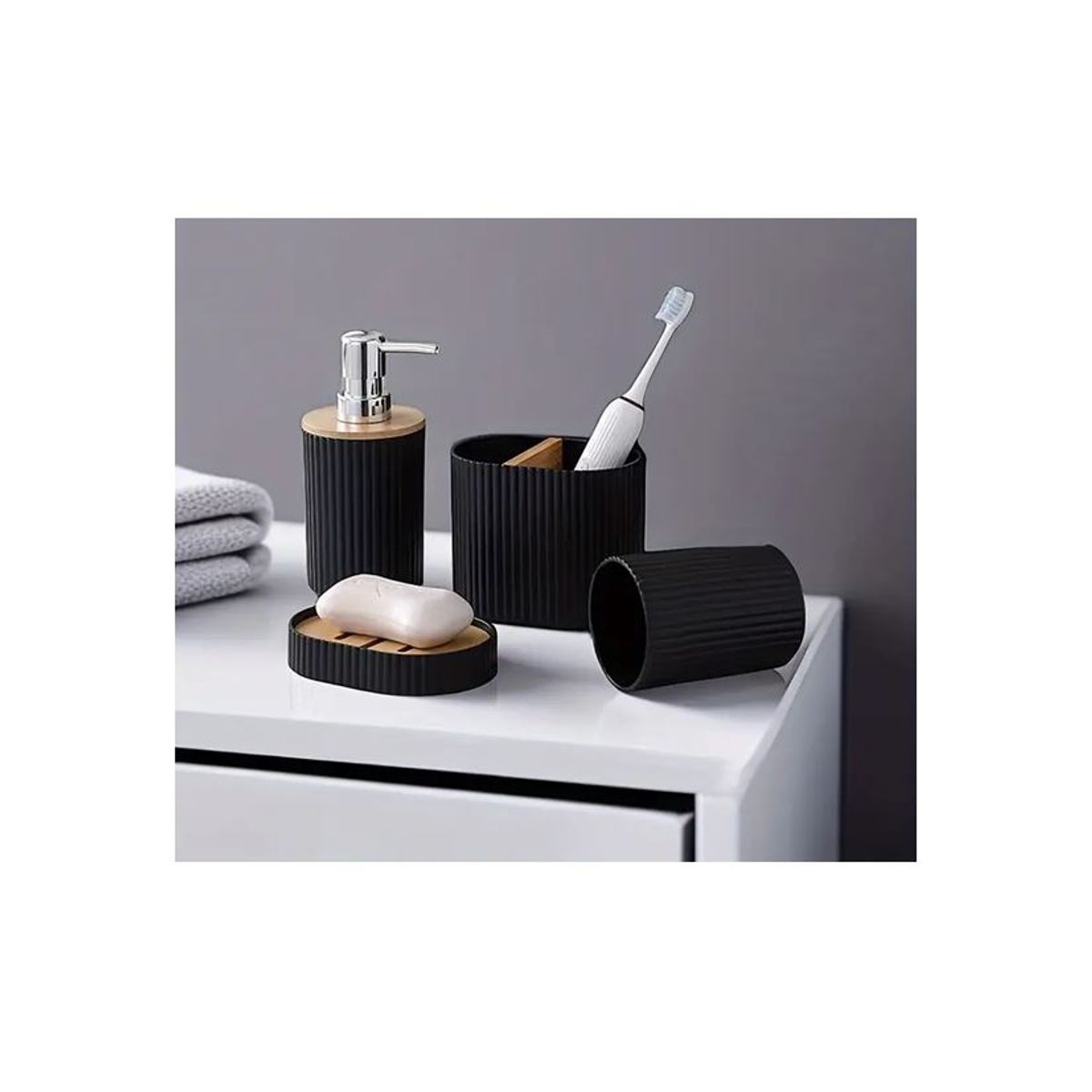 GENERICO - Set De Baño 4 Piezas Ducha Elegante Bambu Dispensadores