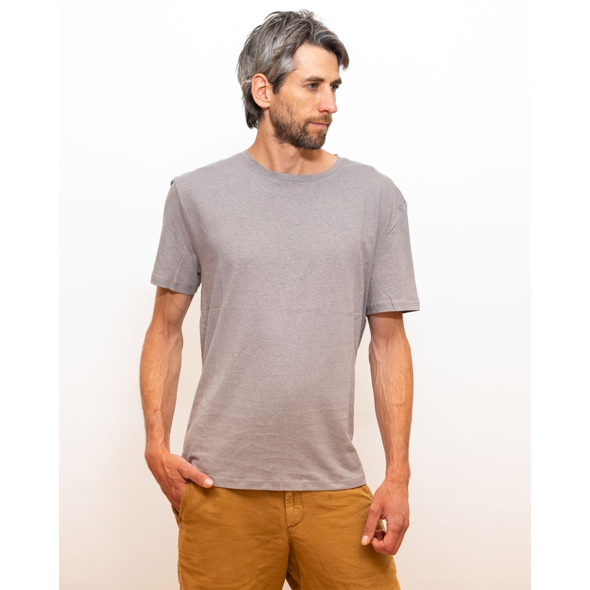 GENERICO - Polera de cañamo y algodón orgánico  manga corta cuello redondo