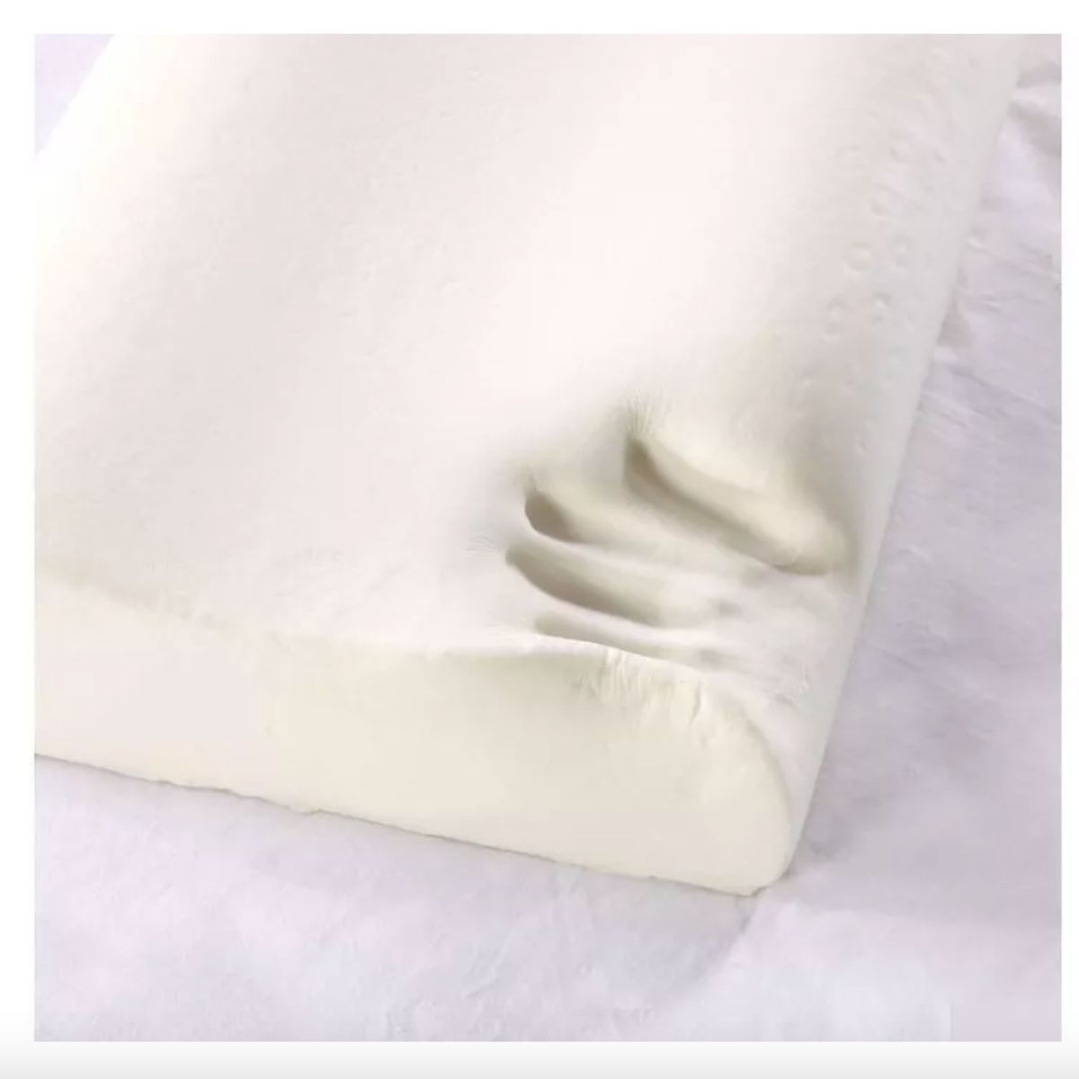 GENERICO - Almohada Terapeutica Viscoelastica Blanca