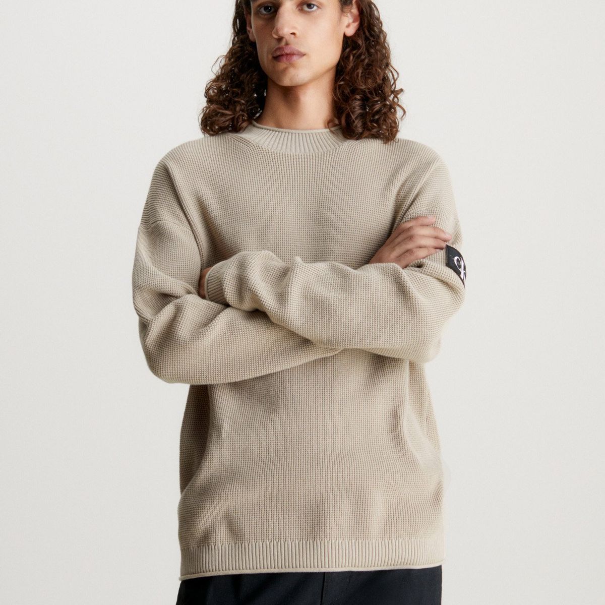 CALVIN KLEIN - Sweater Badge Relaxed Beige Calvin Klein