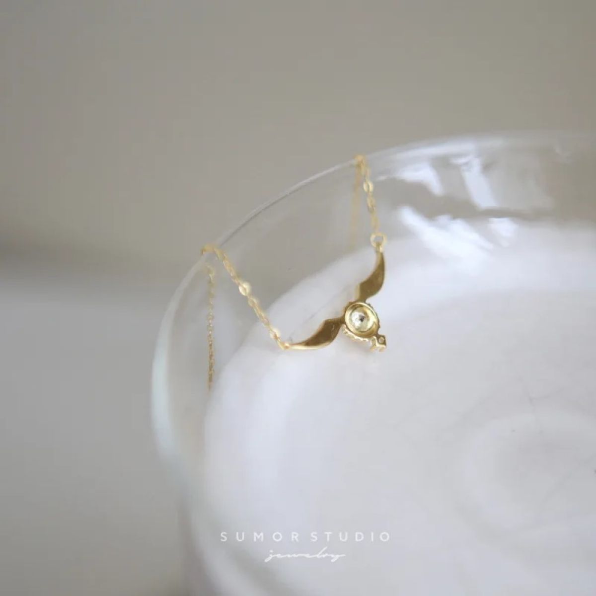 GENERICO - Collar Hogwarts Snitch Dorada Brillante Harry Potter - Dorado