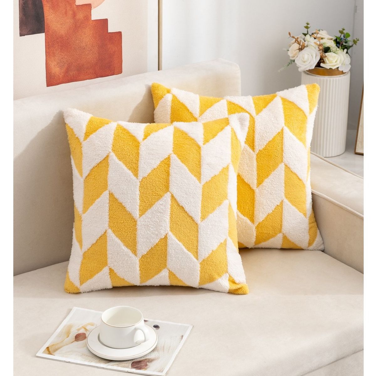 COMPRAPO - Set X 2 Fundas Cojín Peludo Geométrico Amarillo y Blanco 45x45 Cm.…