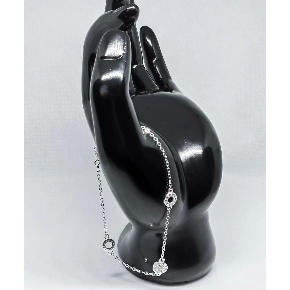 GENERICO - Pulsera con circulo de micro circones