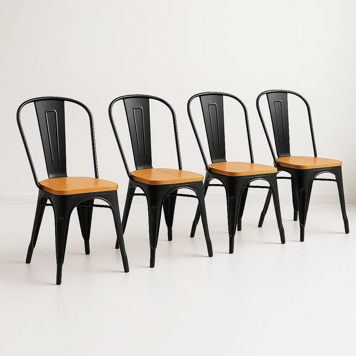 KLIK - Pack de 4 sillas Tolix con asiento de madera Clara - Negras