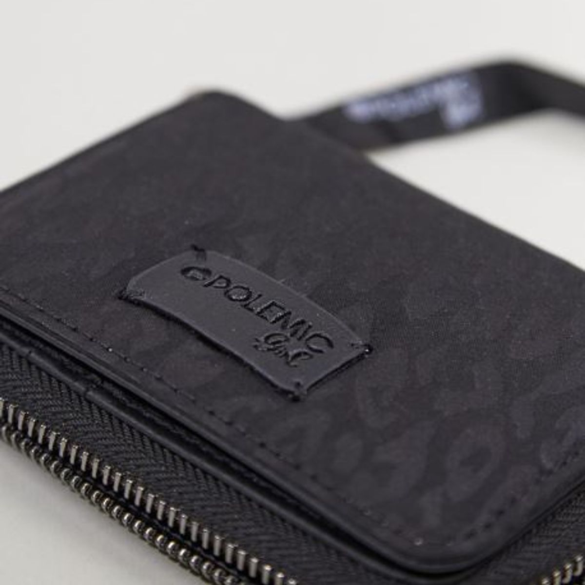 POLEMIC - Billetera Print Negro Mujer - Polemic