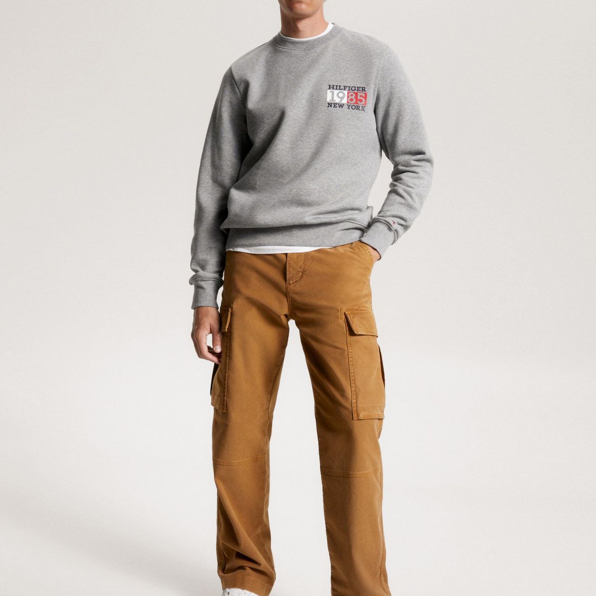 TOMMY HILFIGER - Polerón New York Flag Logo Gris Tommy Hilfiger