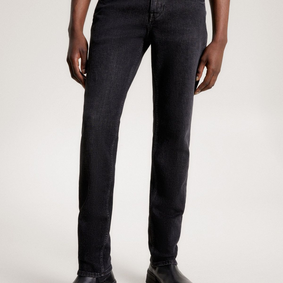 TOMMY HILFIGER - Jeans Denton Corte Recto Negro Tommy Hilfiger