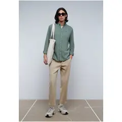 SCALPERS - Camisa Bolsillo Cuello Botones Khaki