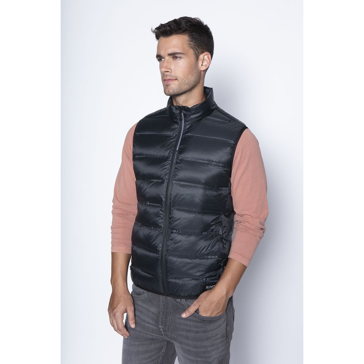 NIMTU - Vest Calbuco Negro Nimtu