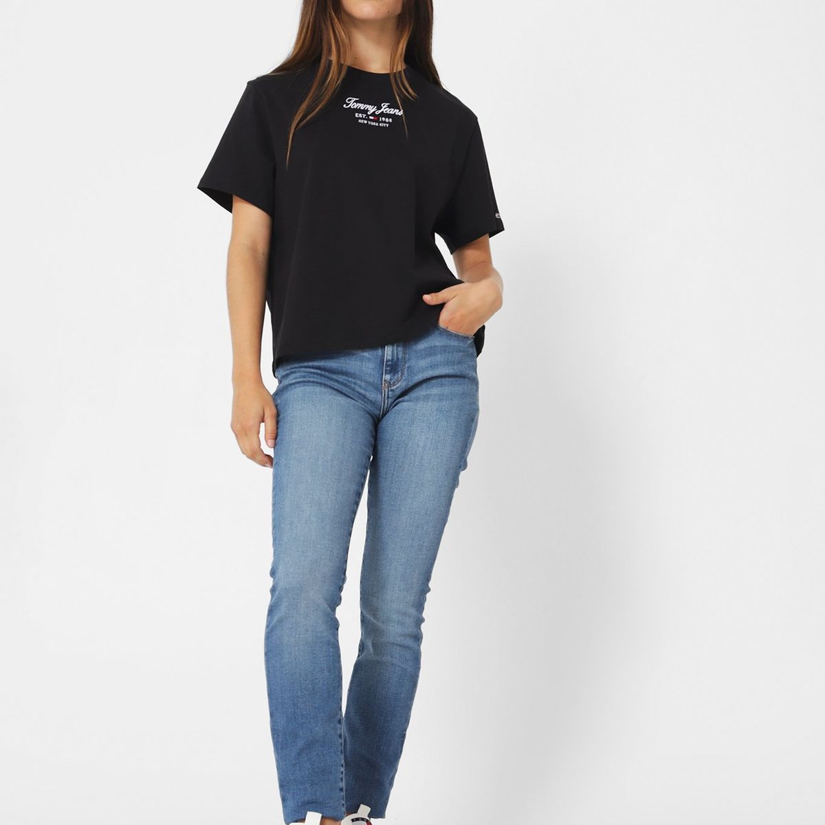 TOMMY HILFIGER - Polera Essential Classic Fit Con Logo Negro Tommy Jeans