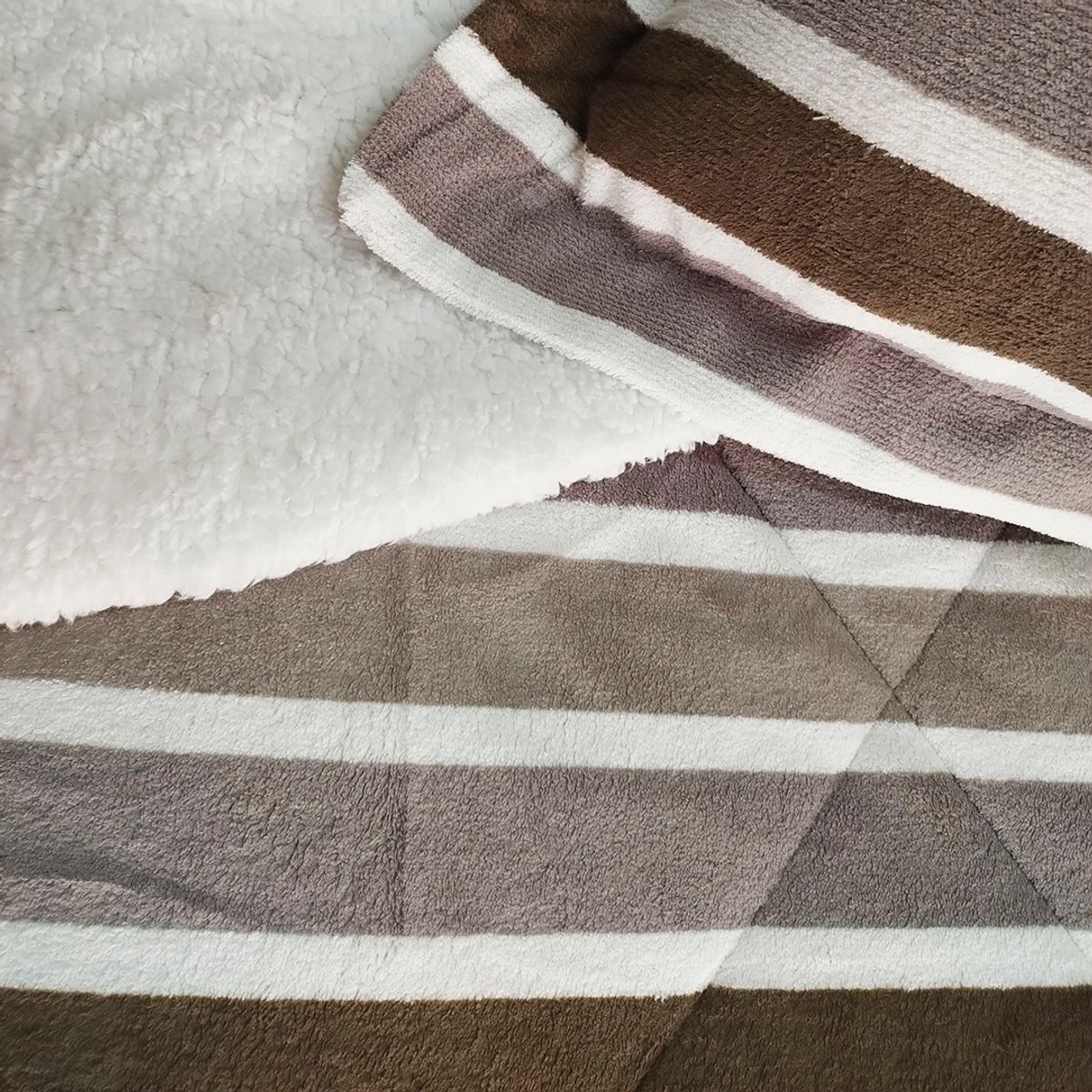 ILLUSIONS - Plumón Coral 2 Plazas Marca Illusions Con Fundas Bird