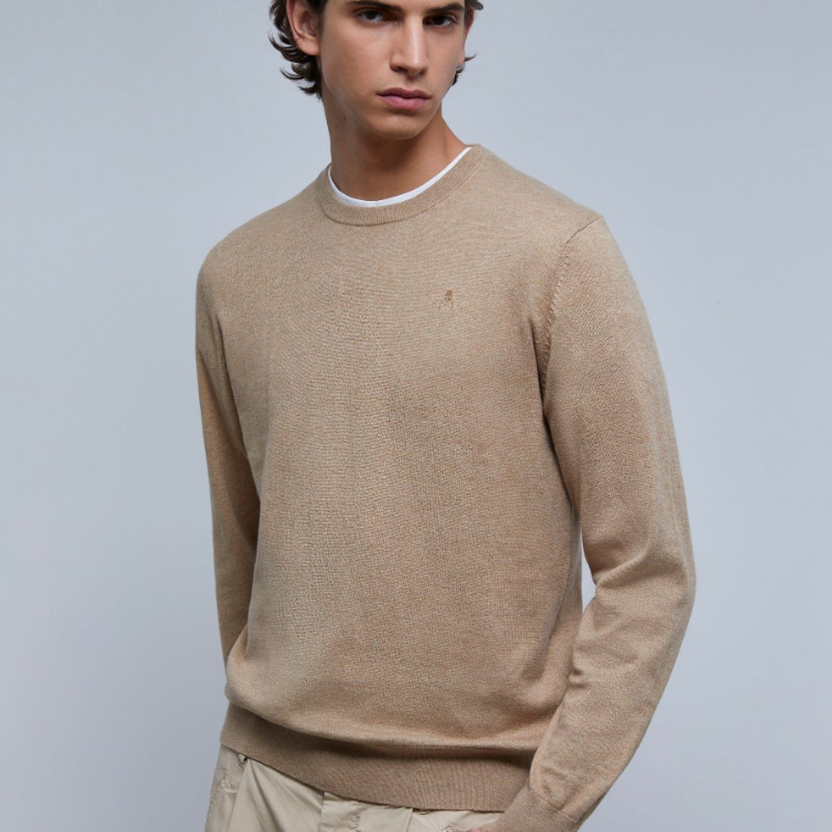 SCALPERS - Sweater Cuello Redondo Calavera Camel Scalpers
