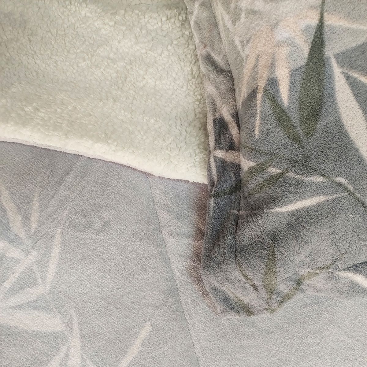 ILLUSIONS - Plumón Coral King Marca Illusions Con Fundas Bamboo