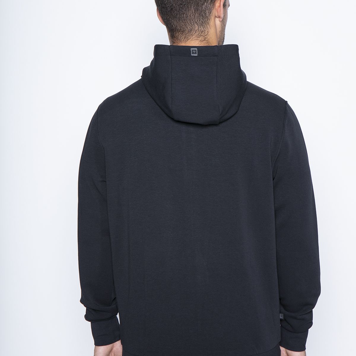 NIMTU - Hoodie Ñuble Scuba Negro Nimtu