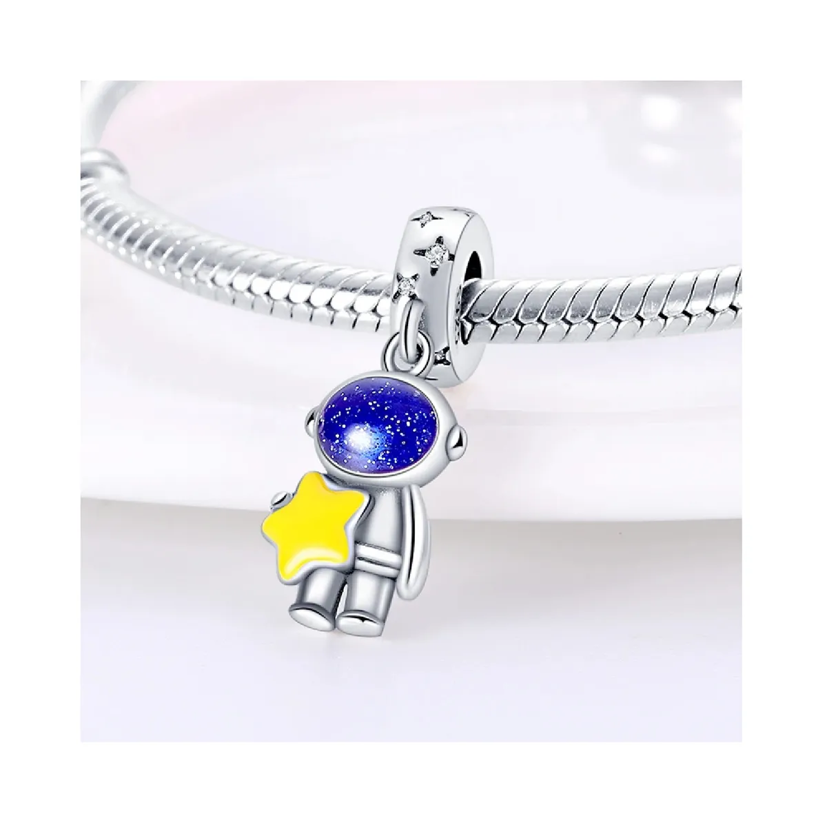 SILVER HEART - Charm Astronauta Y Estrella Amarilla en Plata 925 SILVER HEART