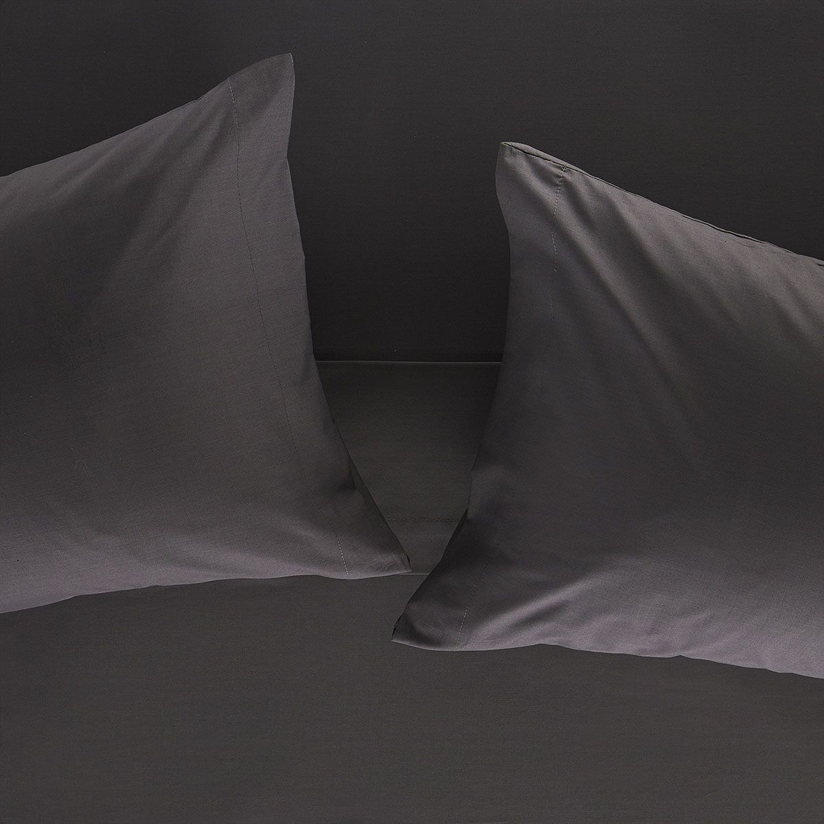 ROSEN - Sábana Rosen 180 Hilos Lisa Charcoal Súper King