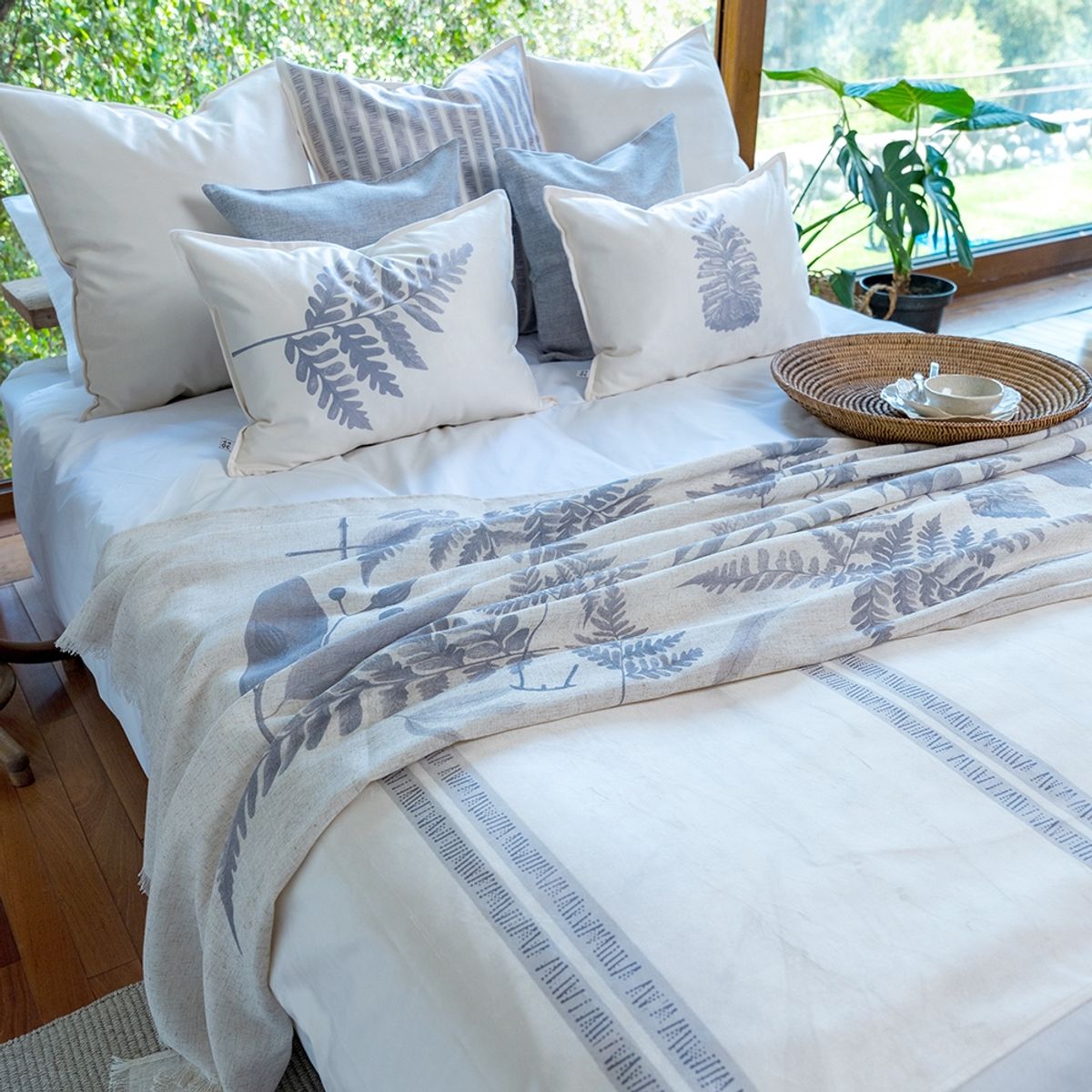 TUYO PRINT - Piecera + 2 cojines Bautista -  70x200 cm- Tuyo Print