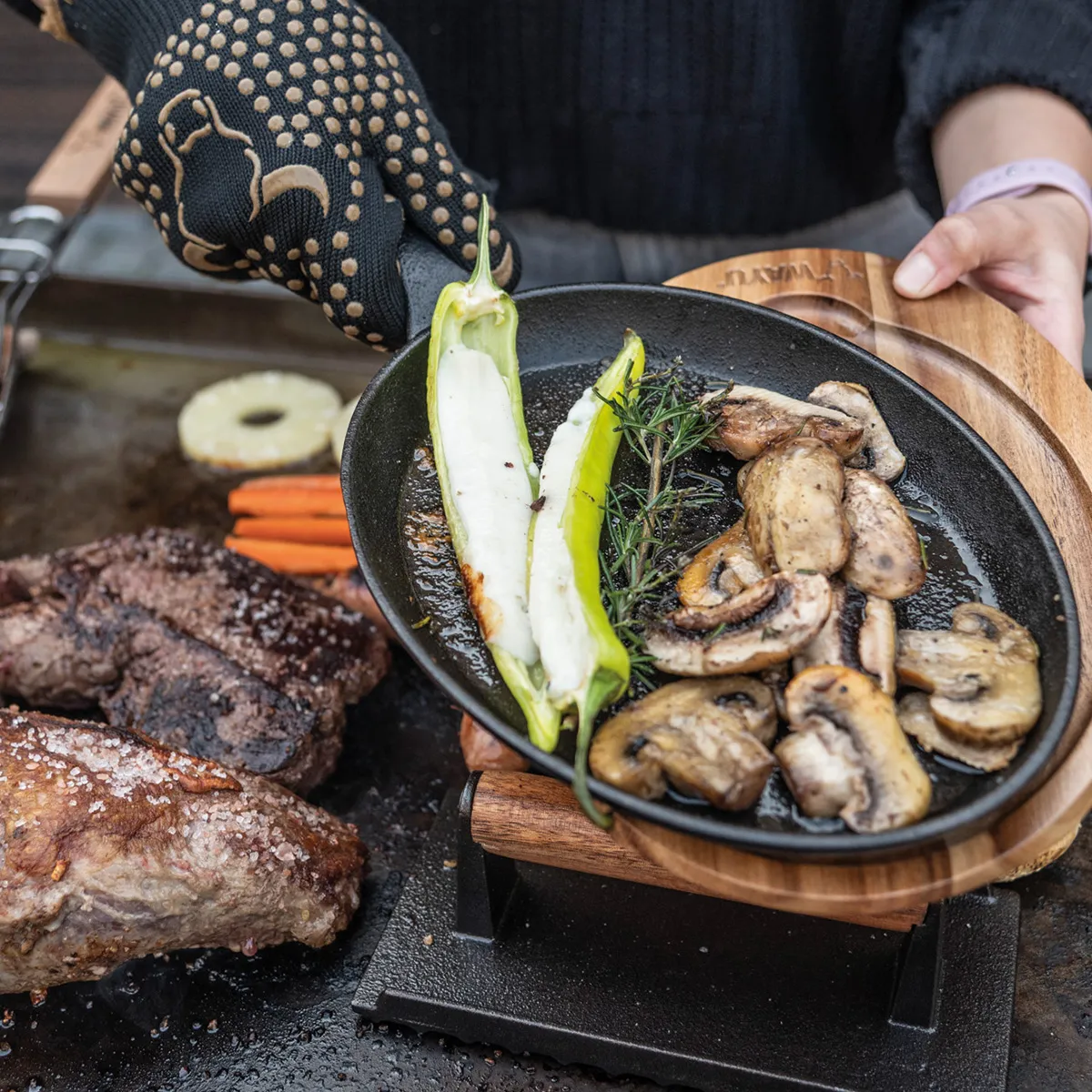 WAYU - Sarten Iron Cast Base Madera Wayu