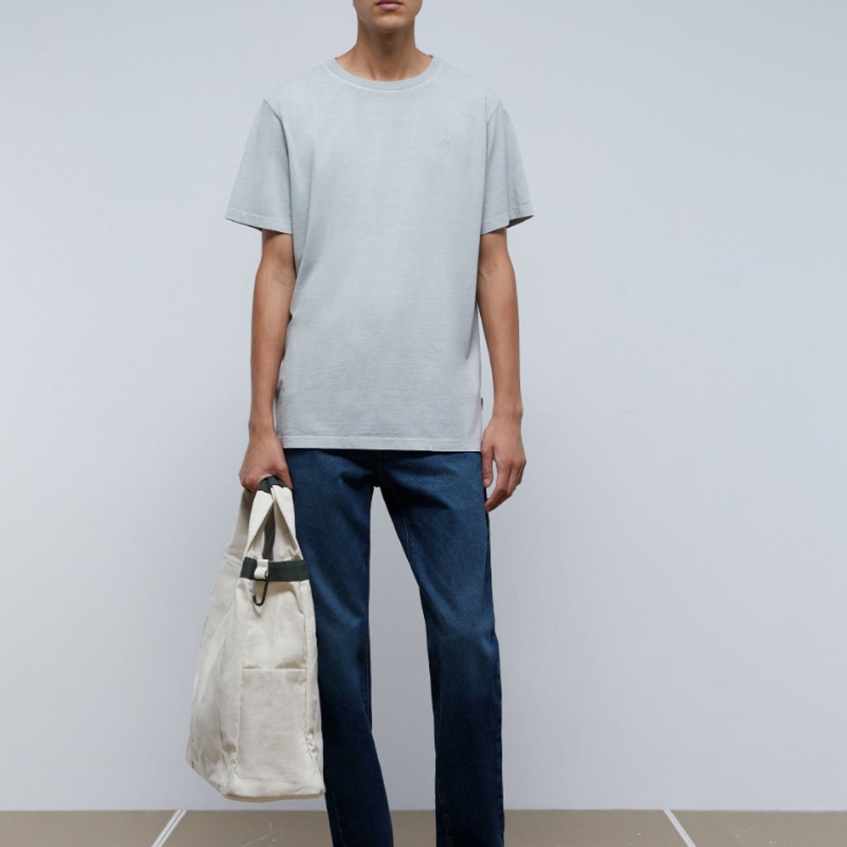 SCALPERS - Polera Básica Calavera Light Grey