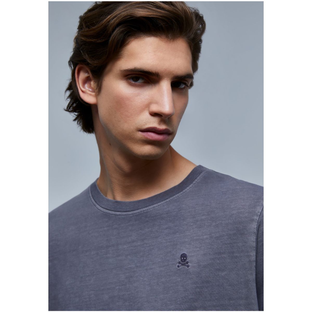 SCALPERS - Polera Básica Calavera Anthracite